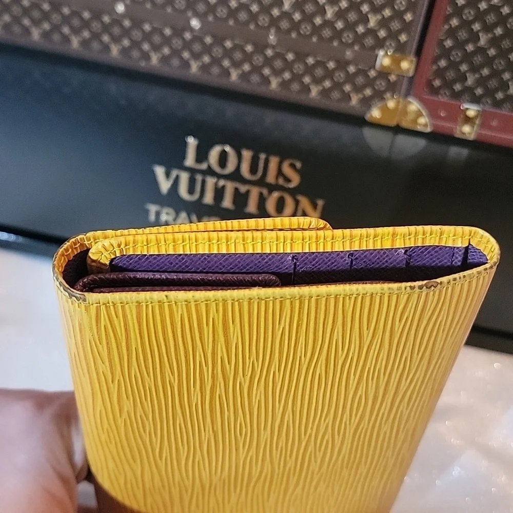 Louis Vuitton Sarah Yellow Epi Vintage Wallet